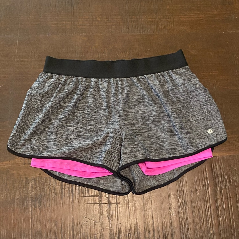 Layer 8 women’s running shorts size Small